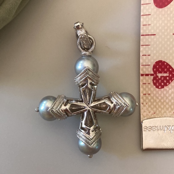 Judith Ripka Sterling Braided Berge & Cultured Cross enhancer - Picture 3 of 5